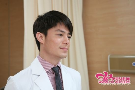 《 感动生命 》热拍 王志文霍建华女友人选成谜