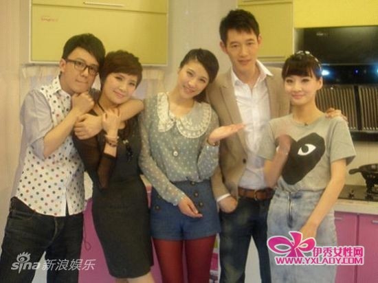 家主播许小添携刘美人