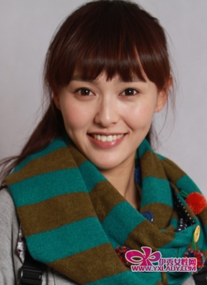 胡歌唐嫣首演情侣