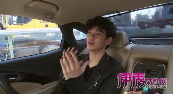  金秀炫 做客 综艺 节目讲述拍戏幕后的故事(图)_