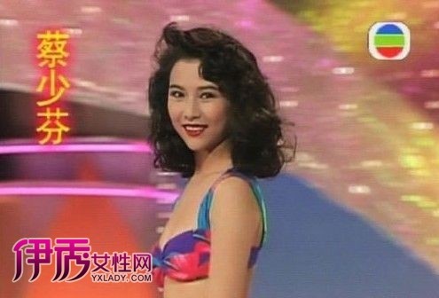 <em>历年港姐</em>泳装对比,进化中秀出美姿_港台星闻_
