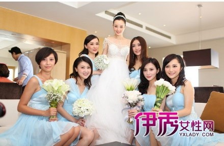 李小璐贾乃亮<em>结婚</em>照性感<em>姐妹团</em>齐撑场(2)_大陆