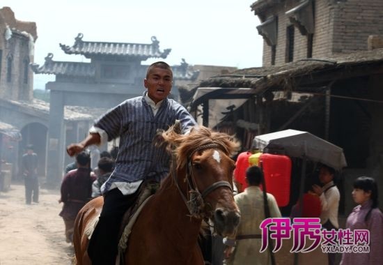 《<em>一个人</em>战争》热拍 演绎抗战悲壮<em>史诗</em>_内地剧