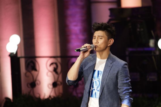 《 嗨!2014 》辩论赛  吴奇隆 尽显男神本色_内地