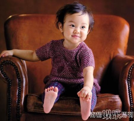 贾乃亮:小璐和女儿是人生中最好的礼物_大陆星