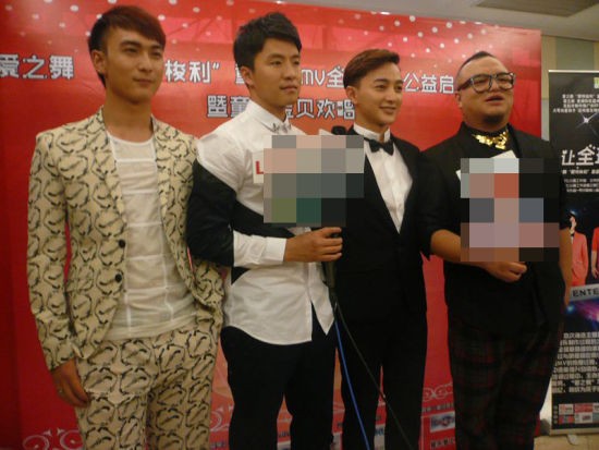 新七小福爱之舞童星MV全球少儿公益启动_内