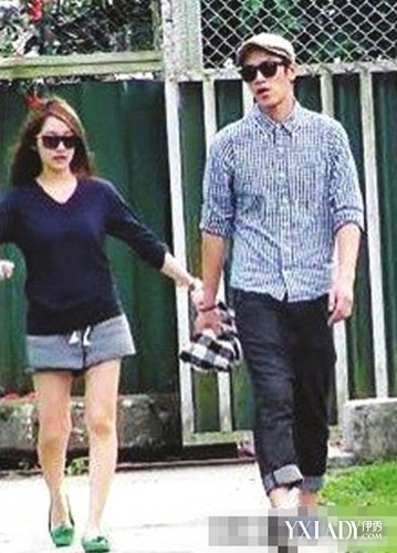 [组图] 萧亚轩晒柯震东收养狗狗  回顾萧亚轩柯震