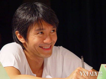 【图】 周星驰 首度 回应 向太 炮轰 :只想安静地做