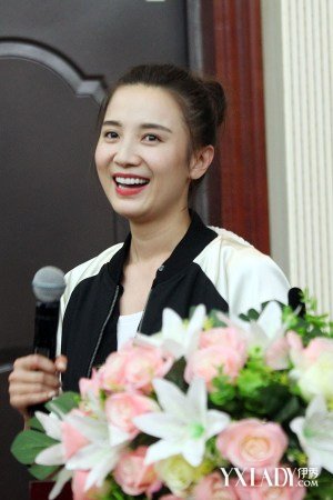 《一年级》芒果TV全网独播 小宋佳<em>穿短裤</em>遭吐