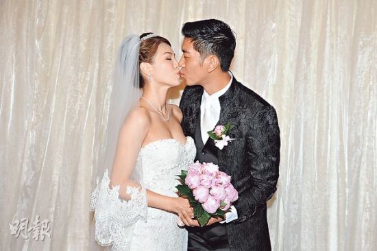  黎诺懿 娶亿万港姐 开百万跑车迎新娘_港台星闻