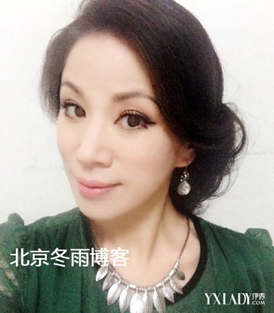 姜昆爱徒周炜近照曝光 警花老婆美艳(图)_周炜