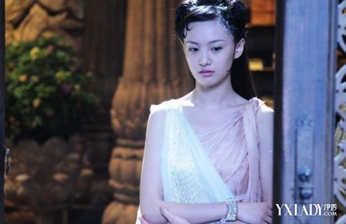 【图】 张檬 郑爽 对比 清纯可爱女孩的PK_ 张檬 