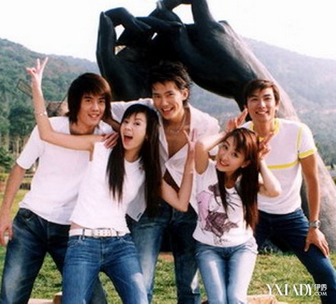 【图】夏日里的春天资料 国产青春剧翻红马苏周韦彤青涩演校园恋(3)_夏日里的春天_伊秀娱乐网|yxlady.com