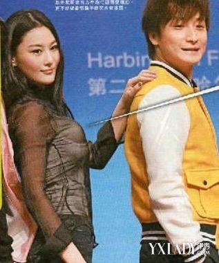 【图】 张馨予丰胸 图片 张馨予挤胸变形疑隆胸