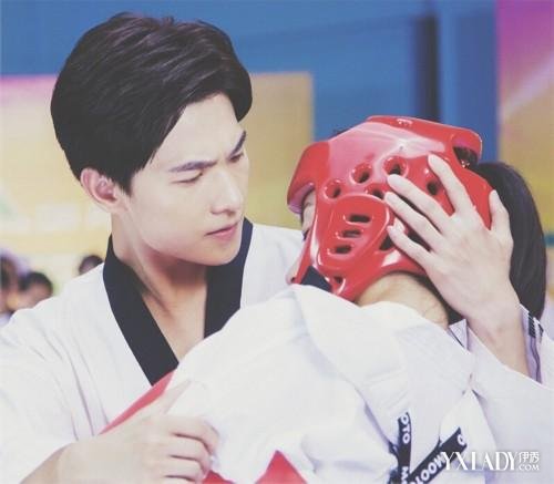 旋风<em>少女</em>电视剧:杨洋若白师兄化身暖男 陈翔廷