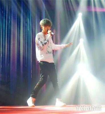 【图】现代人的爱情歌曲《悲伤的李白》 徐良