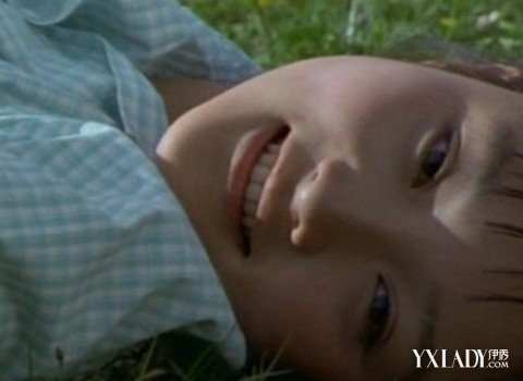 【图】***《天浴》未删版曝光 尽显大尺度被禁播