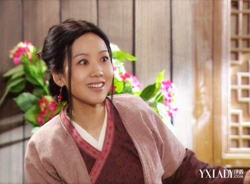 【图】 闫妮演的电视剧 介绍 自信称为鲜肉收割
