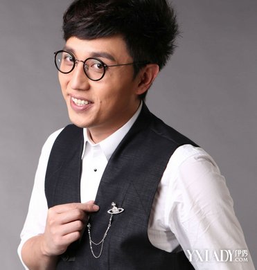 【图】 华少个人资料  揭秘华少艰辛的成名之路