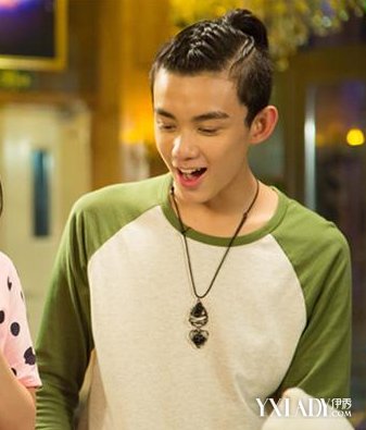 【图】<em>吴磊</em>在旋风少女里的萌照片曝光 迎风夫