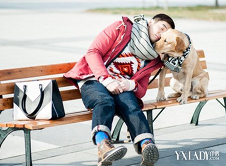 【图】在<em>神犬小七</em>于飞和<em>花姐</em>亲吻照剧照曝光 