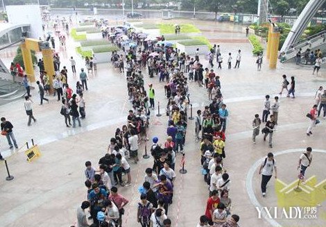 【图】tfboys广州漫展事件照片曝光 揭秘引骂战