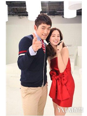 【图】rain金泰熙结婚照图片欣赏 男方卖千万豪