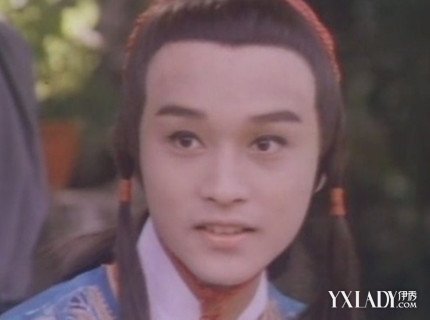 《红楼春上春》张国荣扮演贾宝玉哥哥拍的第一部片子引见