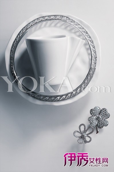 Chaumet Friseϵ Van Cleef & Arpels Cosmos 