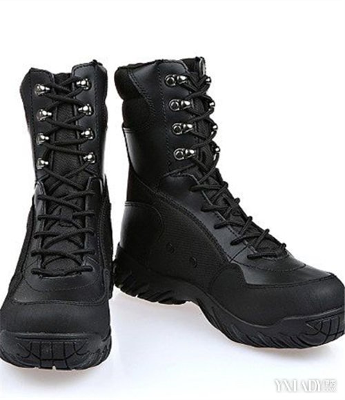 【图】作战靴配什么衣服好呢 关于作战靴与裤