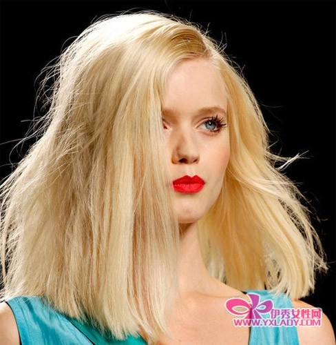 ������ (Abbey Lee Kershaw) 