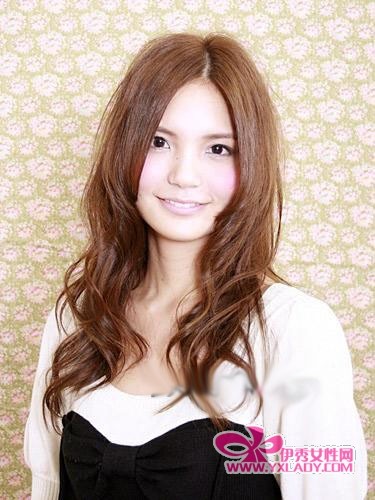 ���ظг��������ɫ