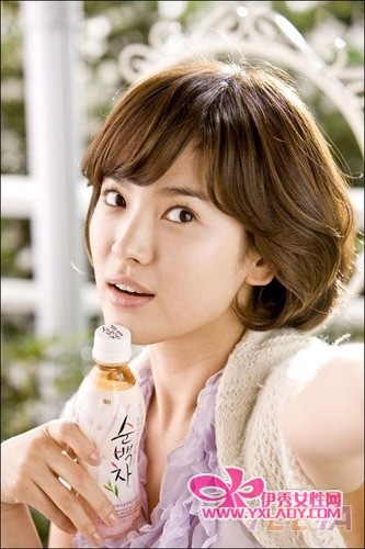 ����Ů���Ӱ���Ƥ�����׷�