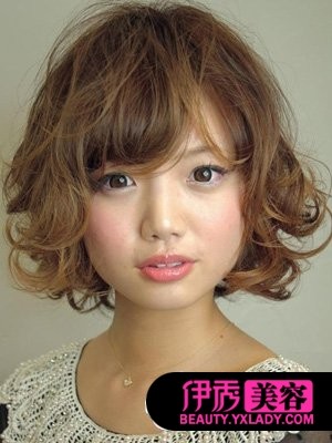 �к�Ů���Ƕ̷�����  �����ķ���