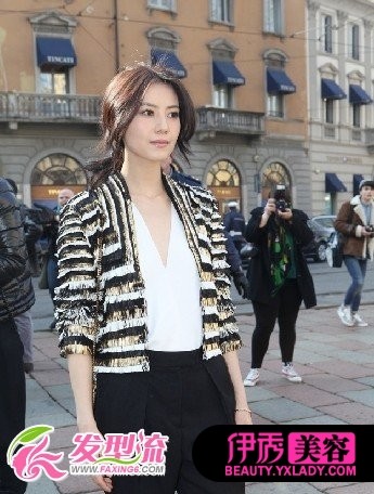 �������װ  ����ѧԺ��Ů��