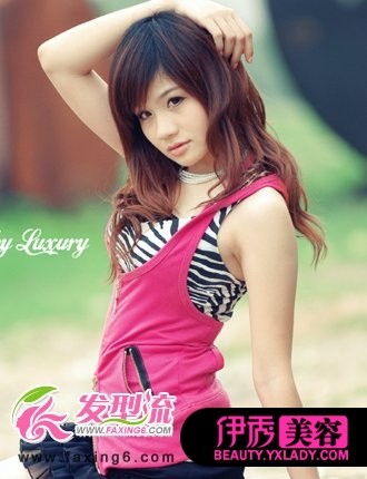 甜美女生烫发发型