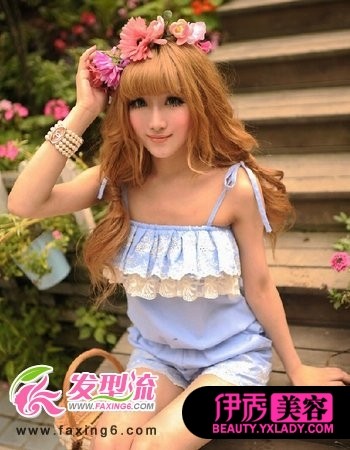 双扎发女生卷发发型