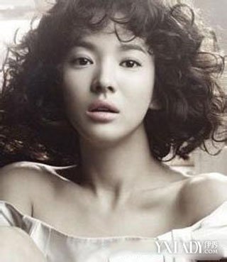 ͷ���ٵ�Ů���ʺ�ʲô����