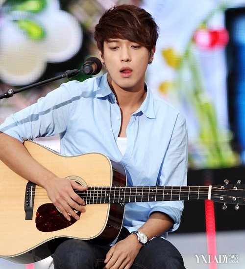  ֣�ݺͷ���ͼƬ �̷����ﳬ˧������ 