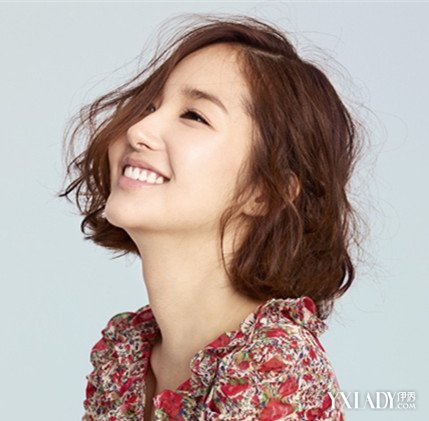 【图】韩国女星短波浪图片展示 时尚发型教你如何凸显可爱气质