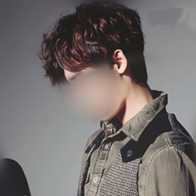 男生韩式蓬松发型图片展示散发轻熟暖男魅力