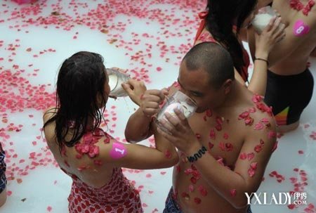 ���º��̴���