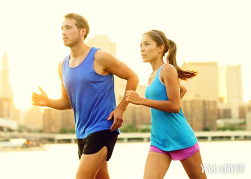 ��������չs����