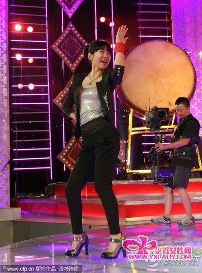 ���� S��