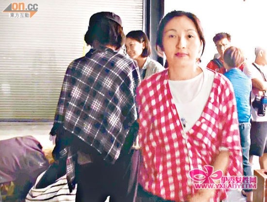 �ž޻������Ů����Lorraineһ������ͷ�����뿪��