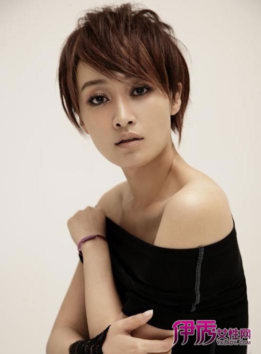 �Ϲ���������С��  �̵�С����λ��Ů����