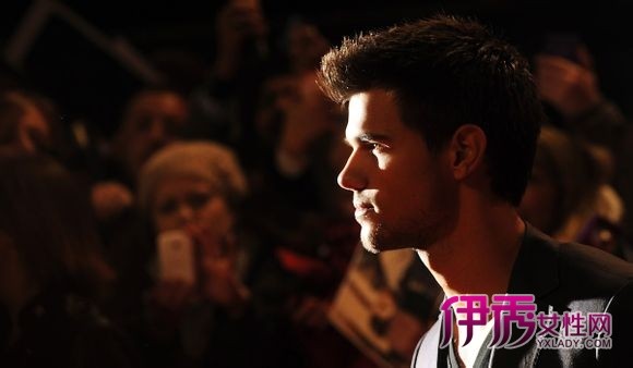 ȫ���̺����Ů������