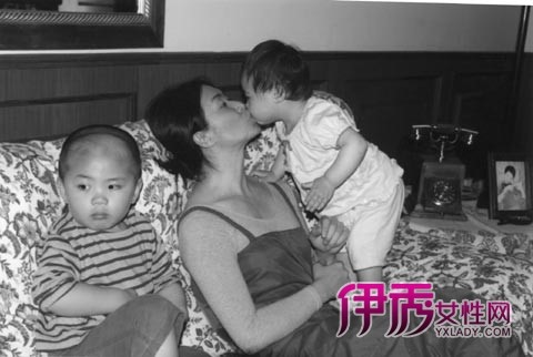 ��Ϊ��ĸ����������