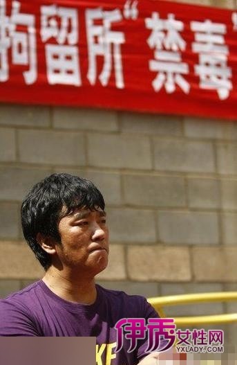 ���ֺ�Ц����ǰ;����