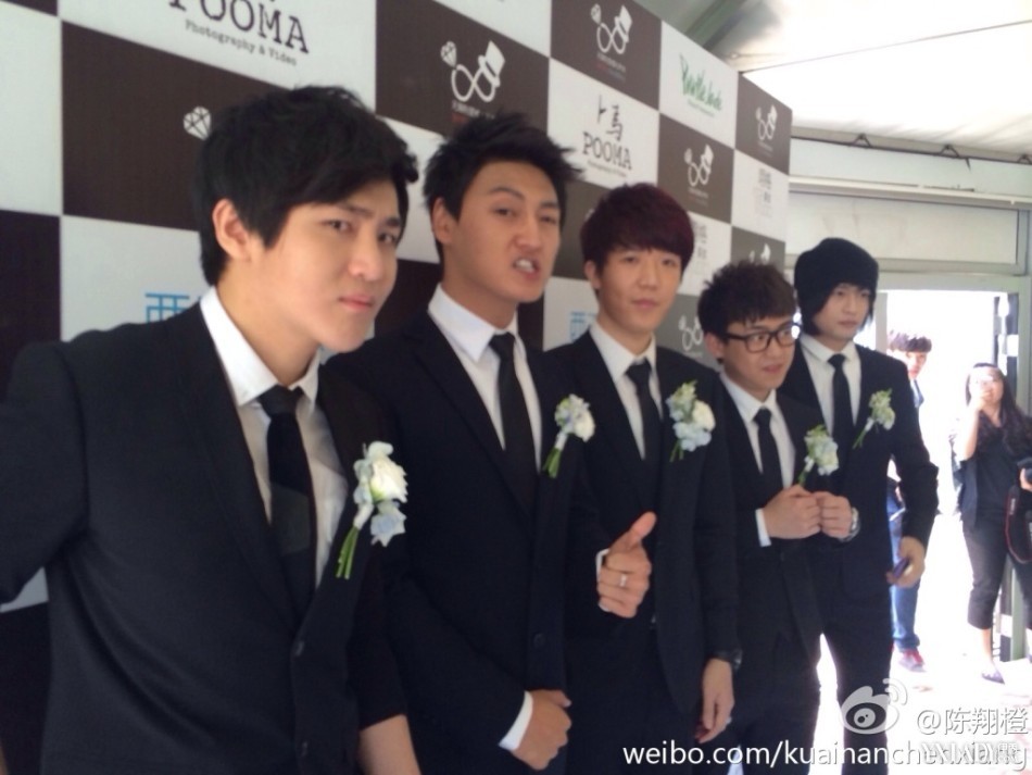 ����������